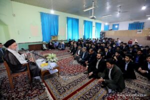دوشنبه های نمازی در دبیرستان پسرانه شاهد گرگان
