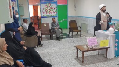 والدین بهترین الگو فرزندان، برای تشویق به اقامه نماز هستند