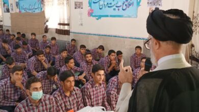 برگزاری نشست دانش آموزی در مدرسه شاهد شهرستان رفسنجان