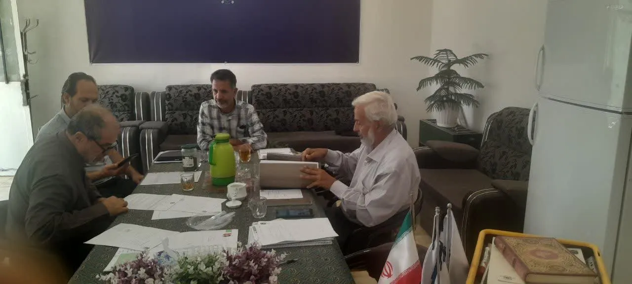 جلسه هیئت امنای مسجد فارس