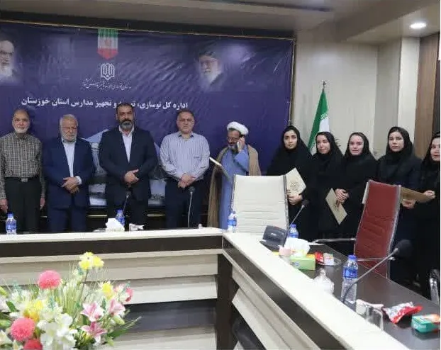 تجلیل و تقدیر از فعالان حوزه نماز