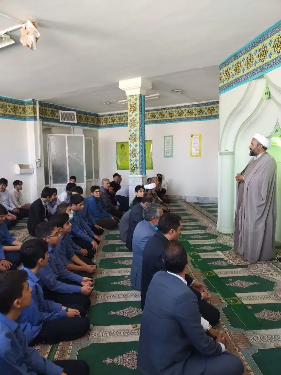 دومین جلسه هیئت اندیشه ورز نماز در دبیرستان غیردولتی پسرانه سما برگزار شد