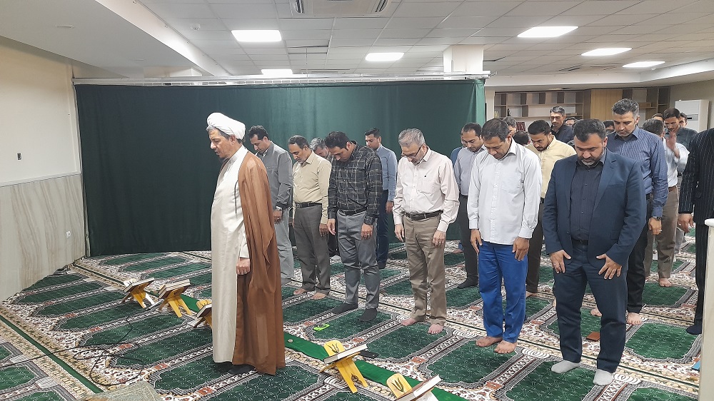 مدیر ستاد اقامه نماز قم با مدیرعامل شرکت گاز استان دیدار کرد
