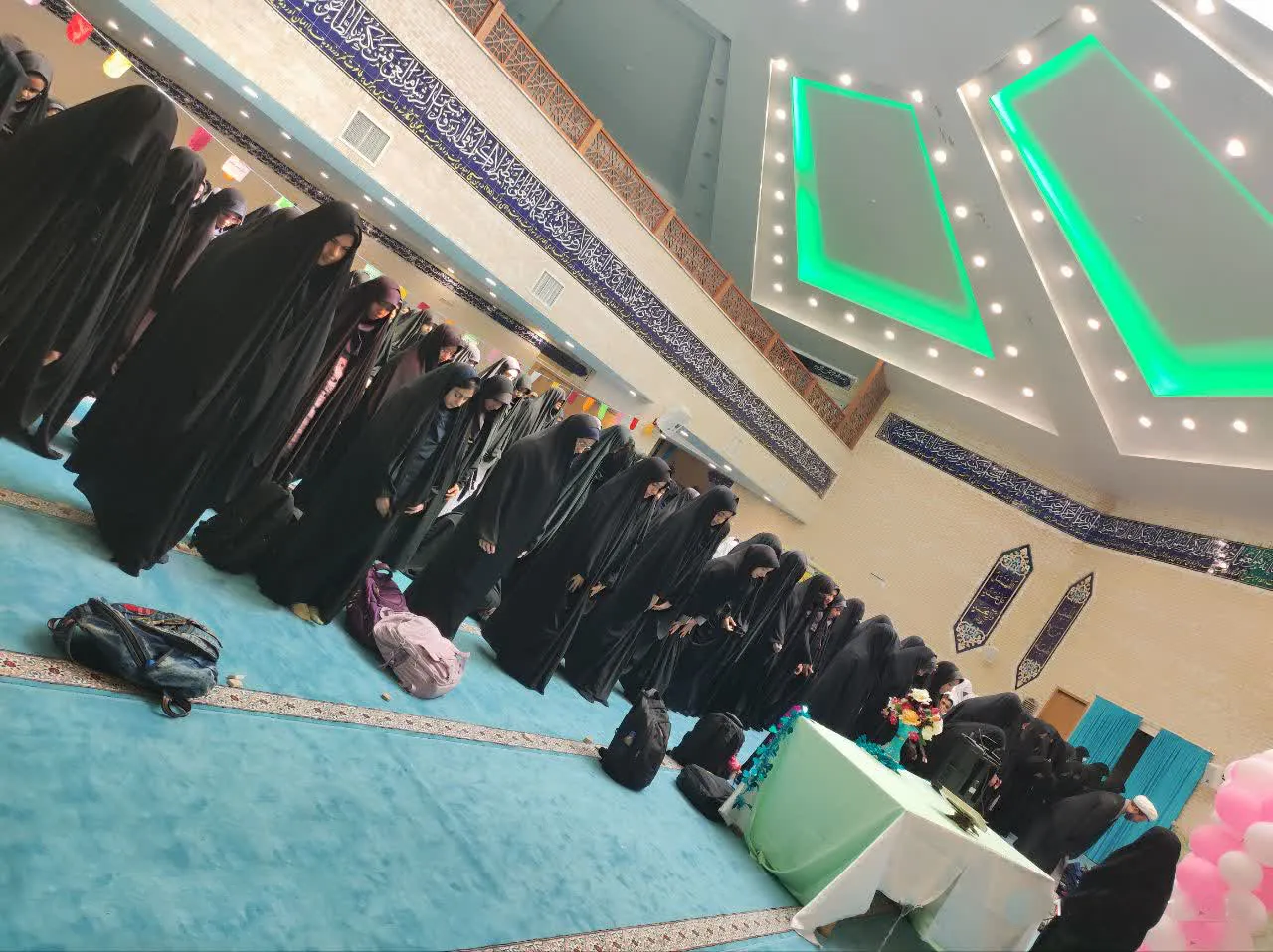 گفتگو با کارشناس و مبلغه فعال عرصه نماز