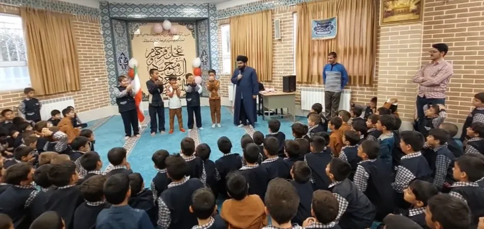 طرح نماز کودکانه در مدارس کمتر برخوردار قم