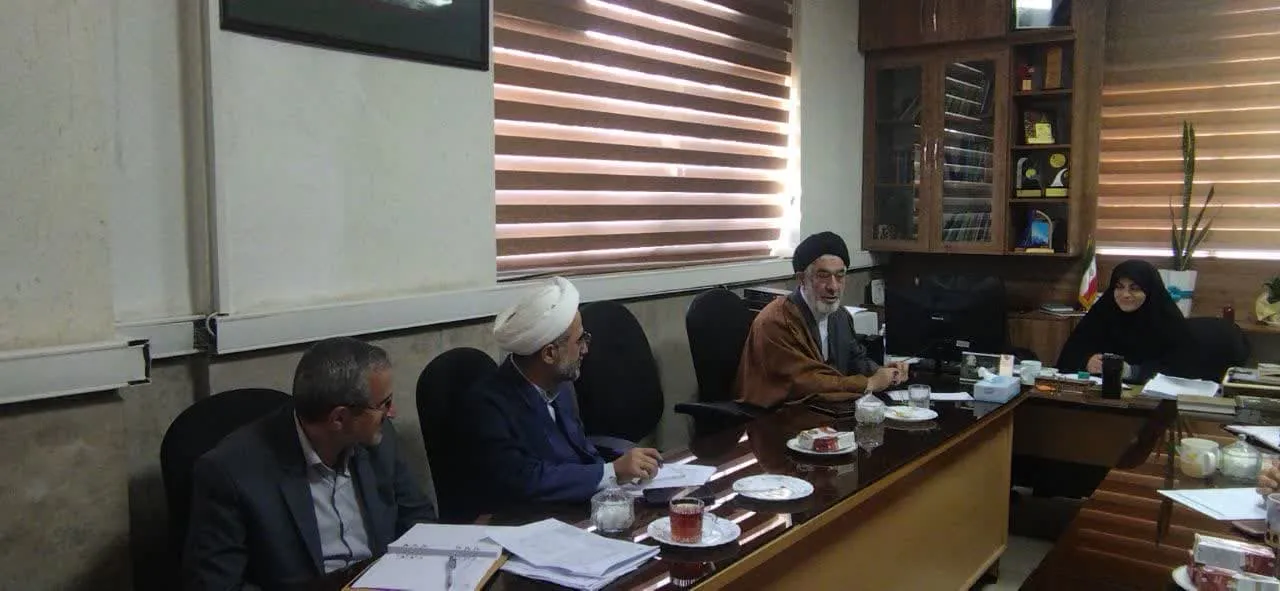 جلسه تمهید مقدمات آموزش عملی نماز برگزار شد