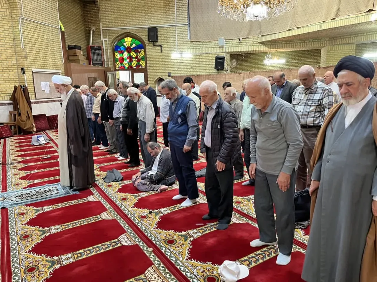 کاروان نماز در مسجد ولایت برگزار شد