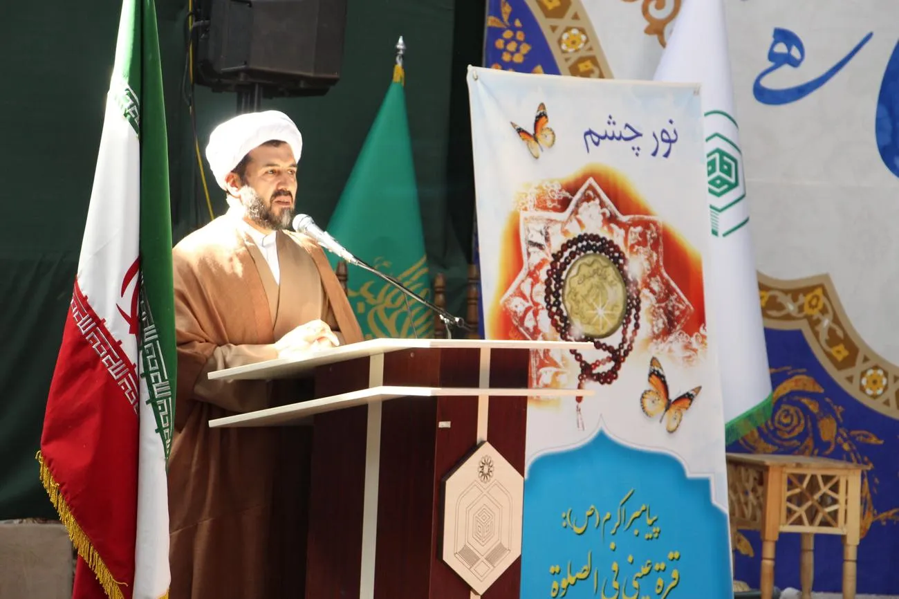 مراسم نور چشم دانش آموزان اسلامشهر