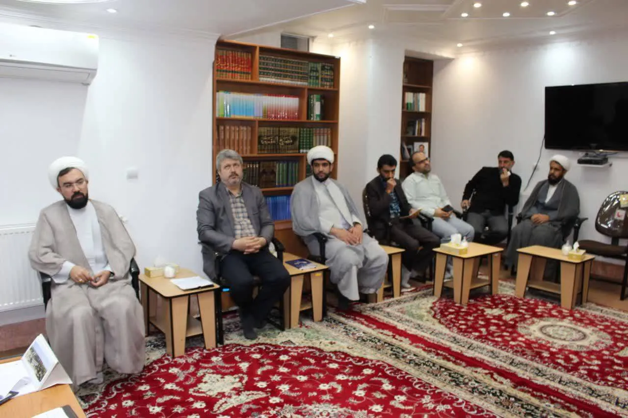 جلسه شورای مشورتی اقامه نماز در دفتر نماینده ولی فقیه استان سمنان برگزار شد