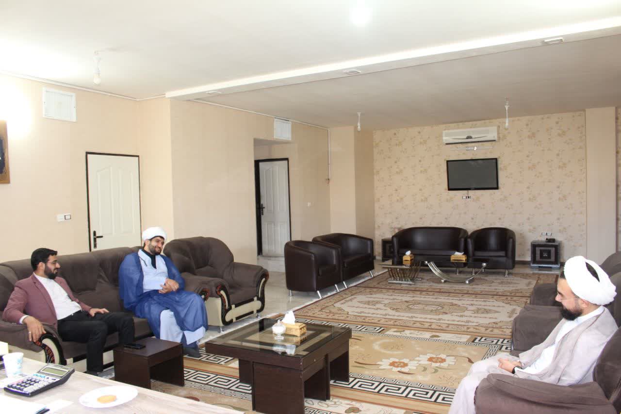 سومین جلسه هم اندیشی مدیر اداره قرآن و عترت با مدیر ستاد اقامه نماز استان سمنان تشکیل شد