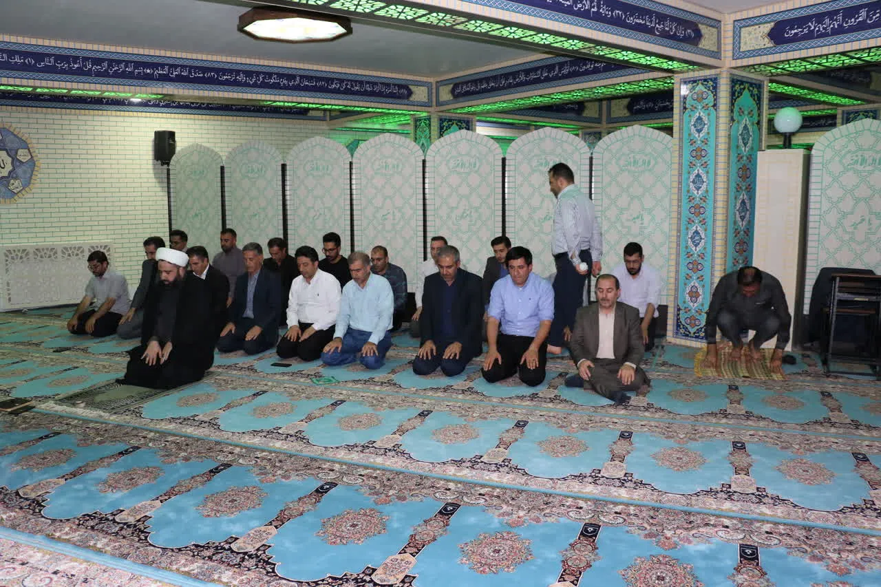 جلسه شورای اقامه نماز اداره کل امورمالیاتی آذربایجان غربی برگزار شد