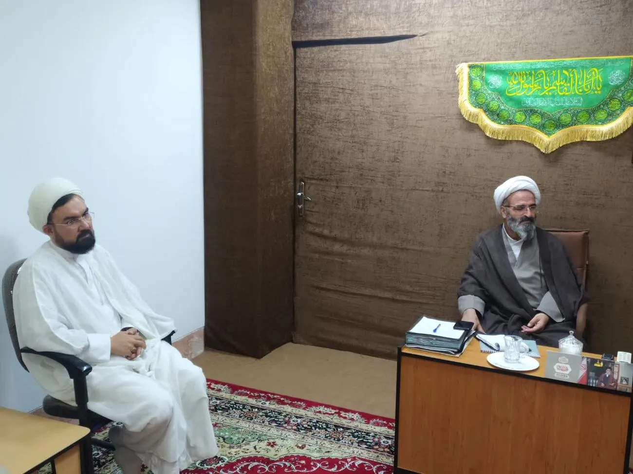 مدیر ستاد اقامه نماز استان سمنان با نماینده ولی فقیه در استان دیدار کرد