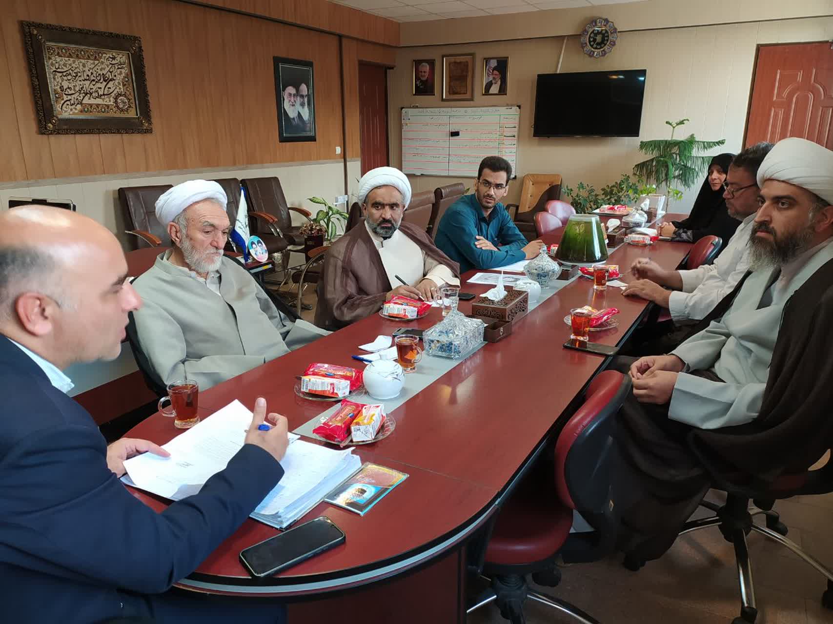 جلسه مشترکی فی مابین مدیر ستاد اقامه نماز و ریاست مدارس استثنایی آموزش و پرورش استان تشکیل شد