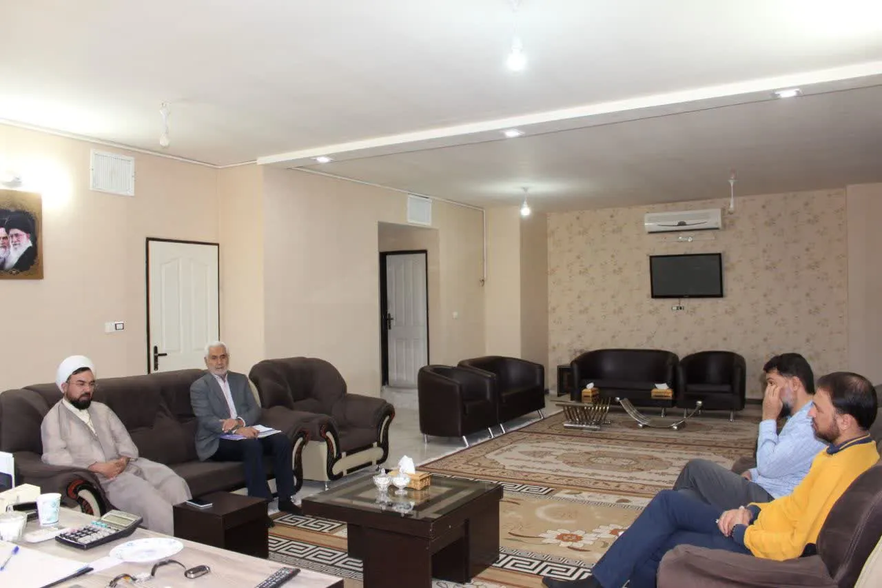 نماینده استاندار با مدیر ستاد اقامه نماز استان سمنان دیدار کرد