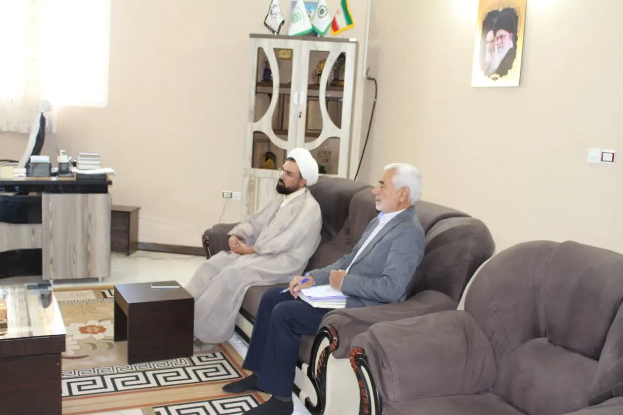 نماینده استاندار با مدیر ستاد اقامه نماز استان سمنان دیدار کرد