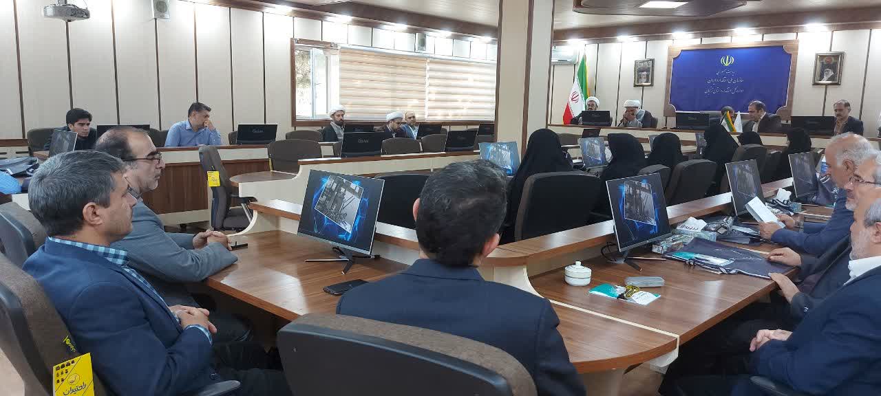 همایش تبیین شرایط محیطی استانداردسازی نمازخانههای مراکز اداری و تجاری در زنجان برزگرار شد