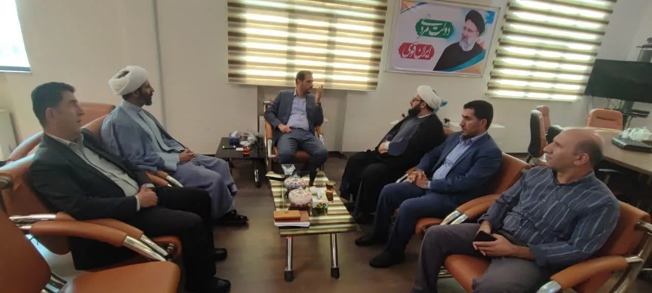 دیدار مدیر ستاد اقامه نماز استان لرستان با فرماندار شهرستان الیگودرز