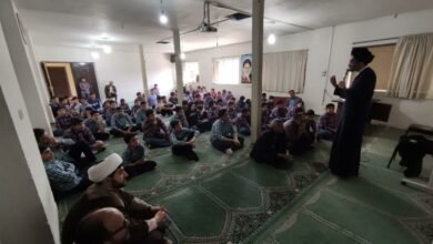 حضور در مدرسه شهید آیت الله مدرس کاشان انجام شد