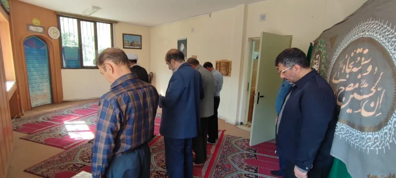 بازدید از نمازخانه های دستگاه های اجرایی استان