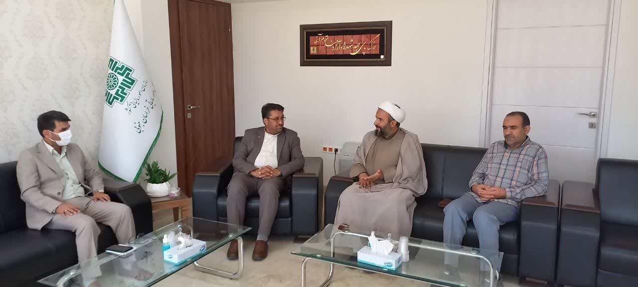 دیدار مدیر ستاد اقامه نماز استان با مدیر کل امور مالیاتی خراسان جنوبی
