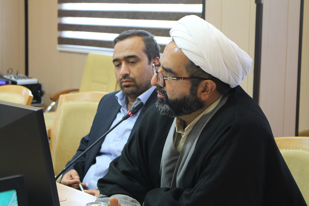 چهارمین نشست یاوران نماز قم برگزار شد