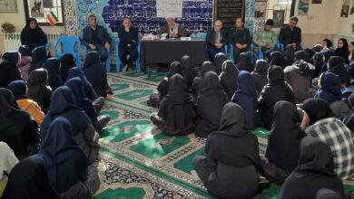 برگزاری نهمین نشست دانش آموزی با موضوع نماز در مدارس شهرستان آزادشهر