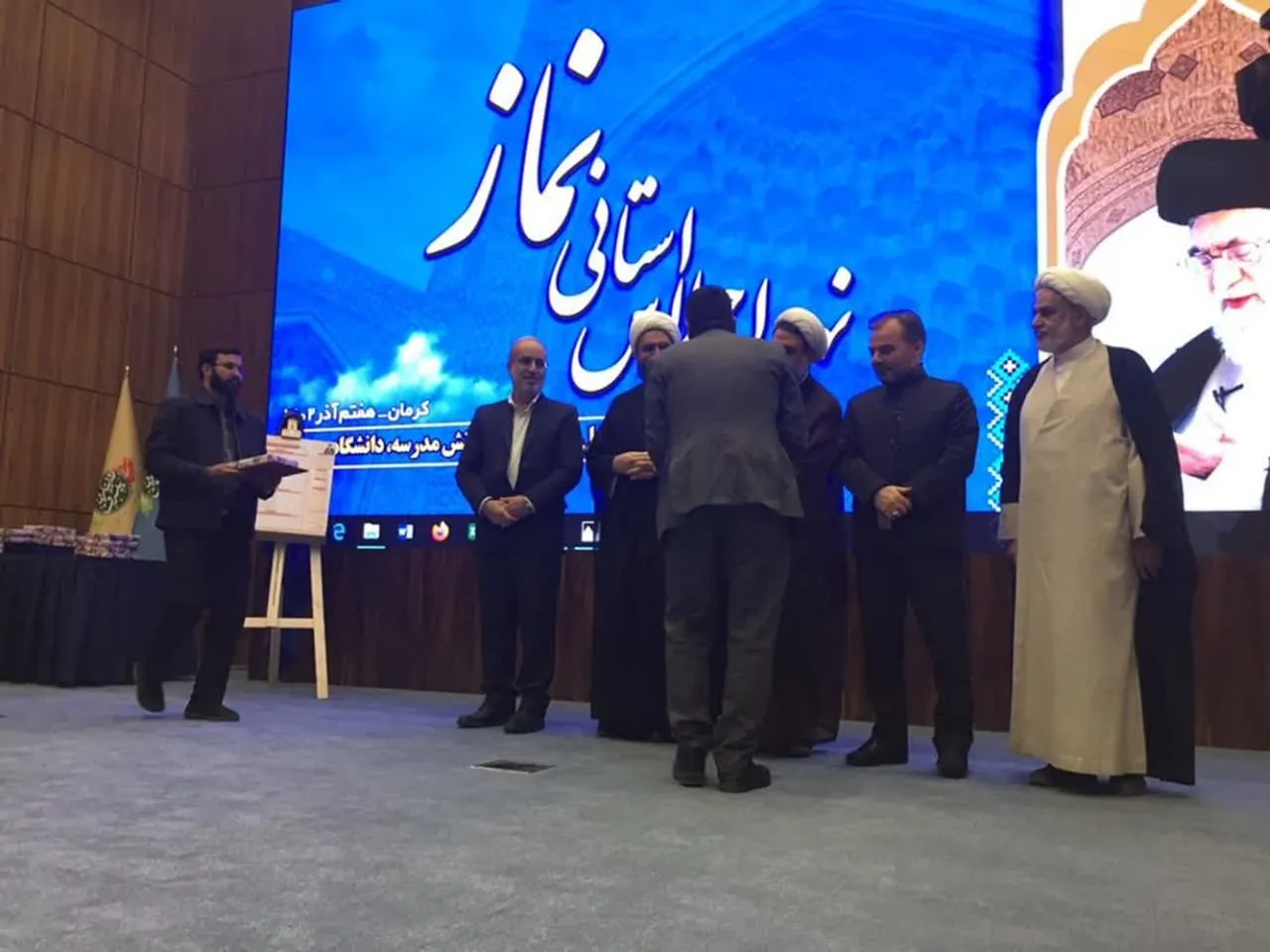 نهمین اجلاس استانی نماز در کرمان