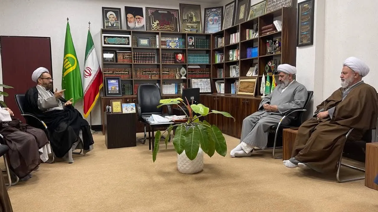 جامعه ای که مردمش متوسل به اقامه نماز باشند، از پرونده های جنائی اثری نخواهد بود