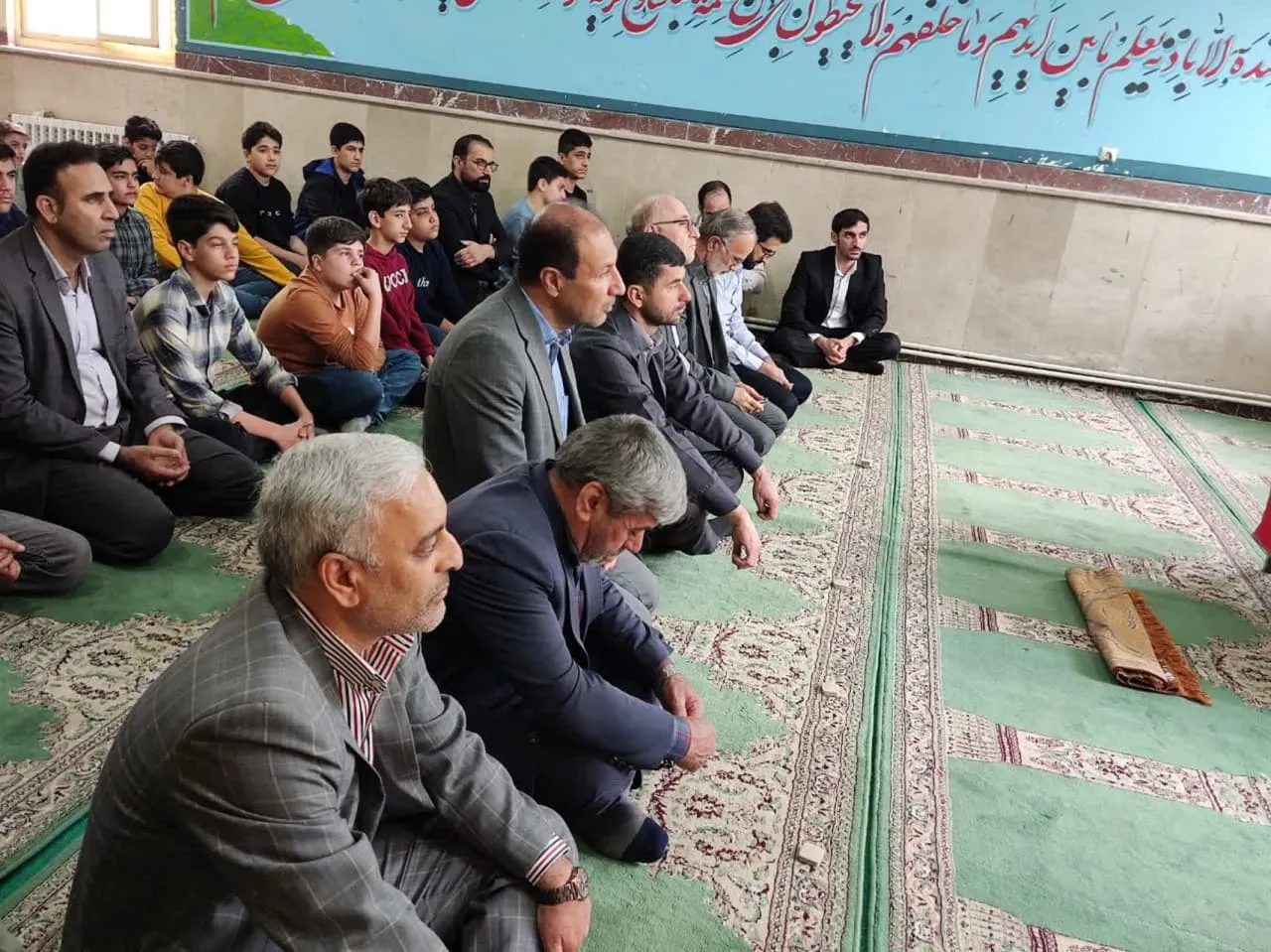طرح سهشنبههای نمازی در مدرسه شهید وحیدنیا شهر ایلام اجرا شد