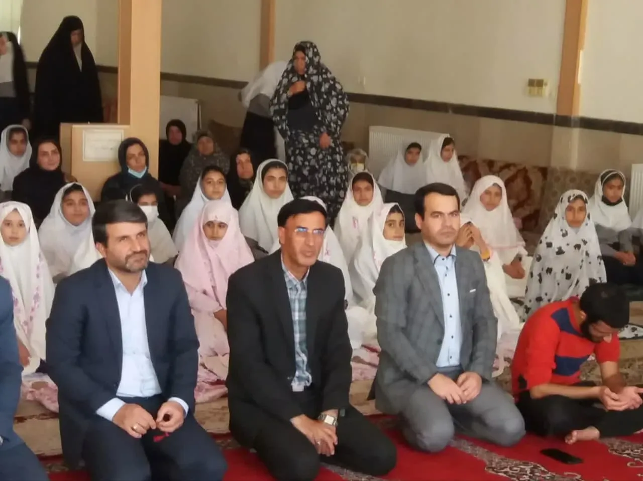 طرح پیوند خانه، مدرسه و مسجد در شهرستان ایوان اجرا شد
