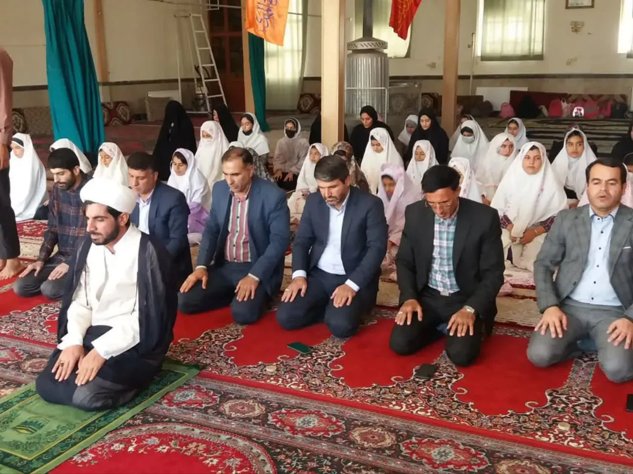 طرح پیوند خانه، مدرسه و مسجد در شهرستان ایوان اجرا شد