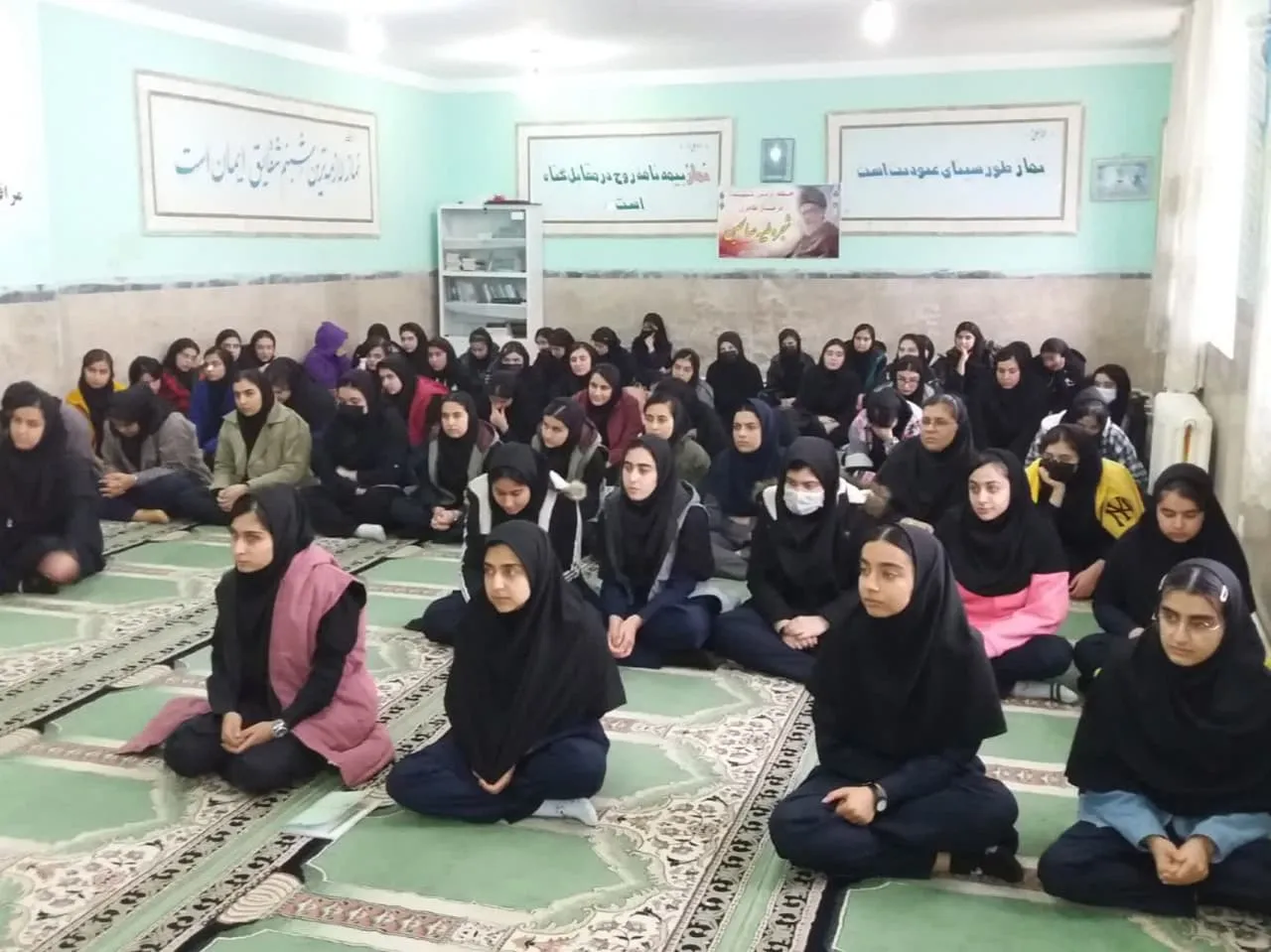 گفتمان نمازشناسی در دبیرستان کوثر شهرستان ایوان برگزار شد