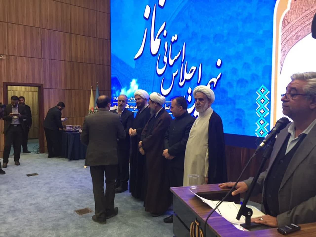 نهمین اجلاس استانی نماز در کرمان