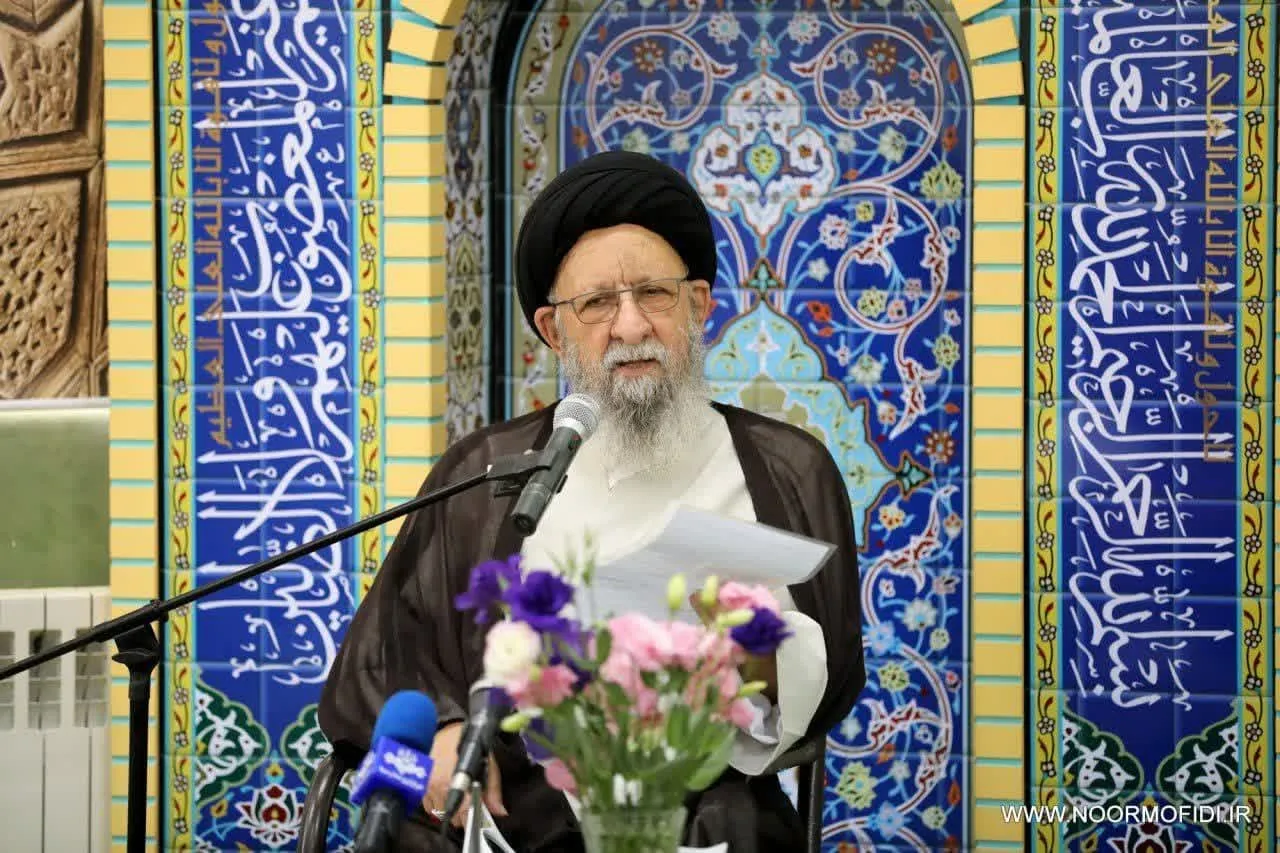 نماز جماعت دبیرستان دخترانه تیزهوشان فرزانگان گرگان