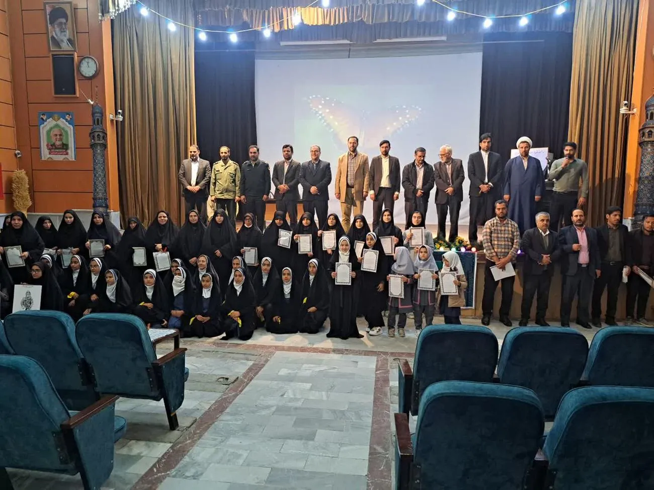 اجلاس شهرستانی نماز در کبودرآهنگ برگزار شد