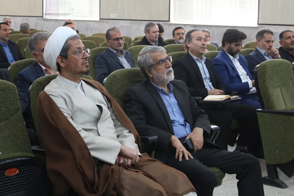 دوره آموزشی مدیریت اقامه نماز در قم برگزار شد