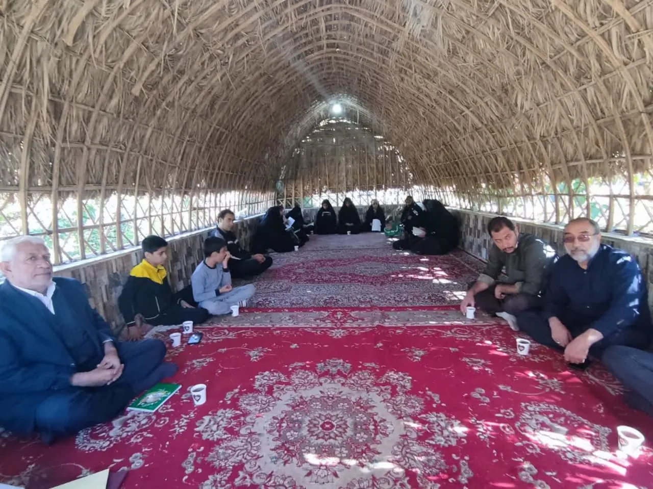 برگزاری اردوی یک روزه کارکنان ستاد و بنیاد مهدویت کرمان