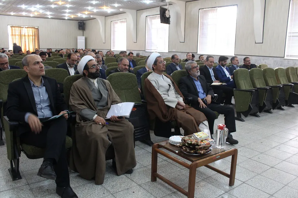 دوره آموزشی مدیریت اقامه نماز در قم برگزار شد