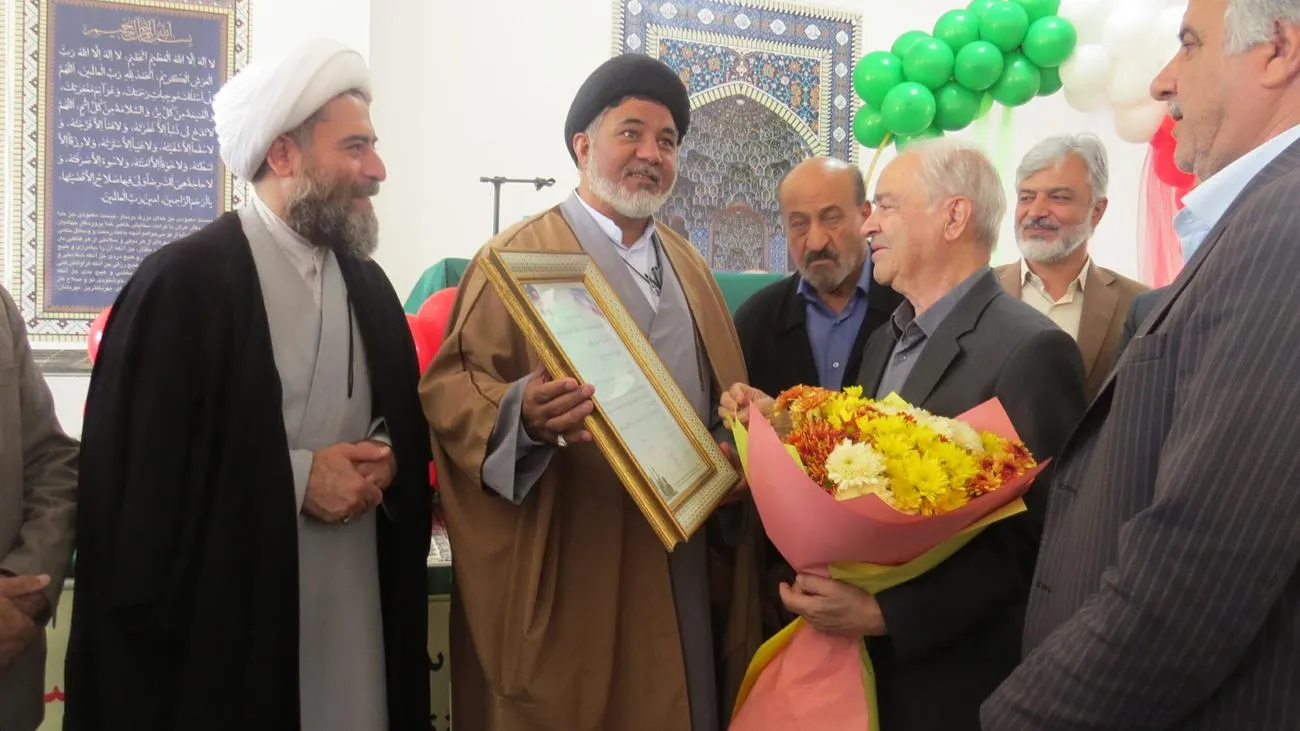 آیین بهره برداری از نمازخانه دبستان دخترانه خواجه رضایی یزد