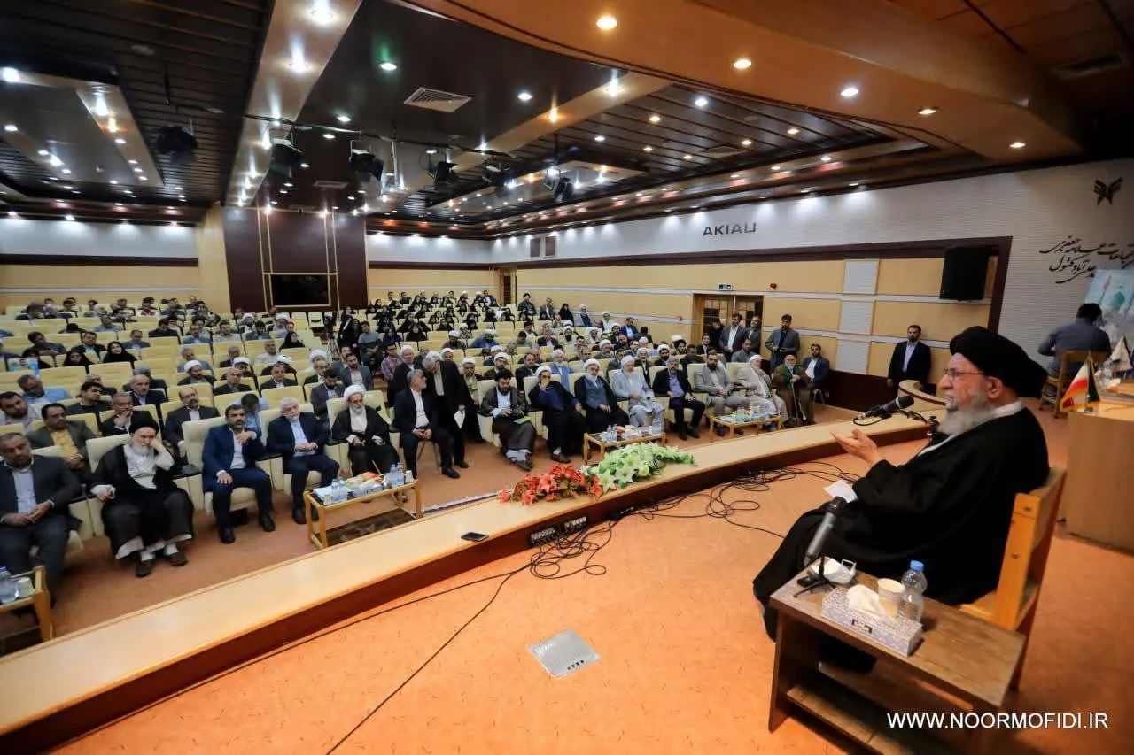 هشتمین اجلاس نماز گلستان