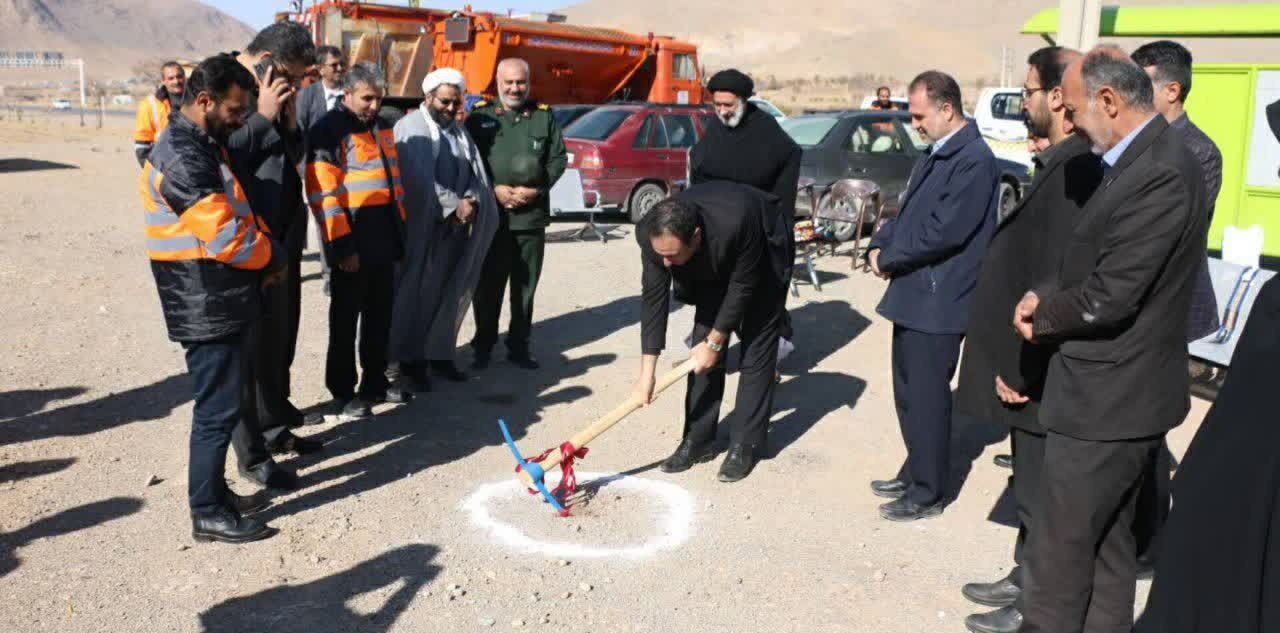 نماز خانه بین راهی محور شهرکرد به اصفهان کلنگ زنی شد