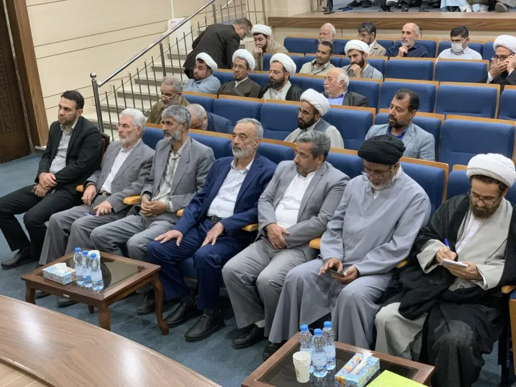 اولین اصلی که هر فعال فرهنگی باید توجه کند، اصل باورمندی است