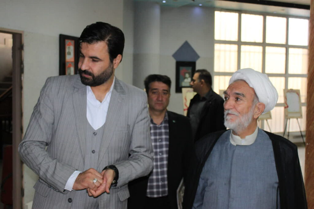 مدیر ستاد اقامه نماز از مرکز اسناد و کتابخانه ملی شرق کشور بازدید کرد