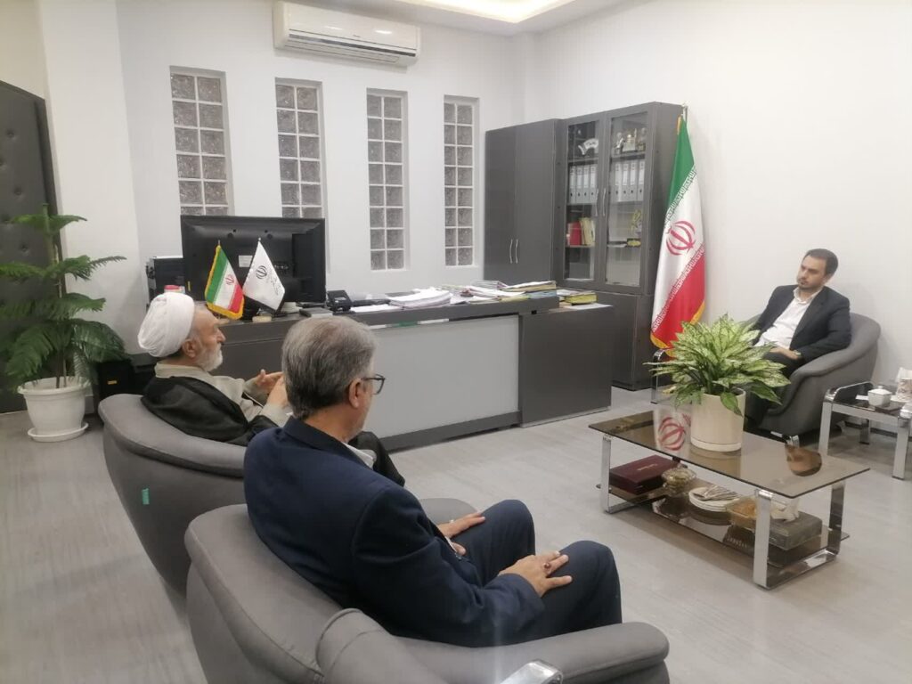 مدیر ستاد اقامه نماز استان با معاونت توسعه مدیریت و منابع استانداری دیدار و گفتگو کرد