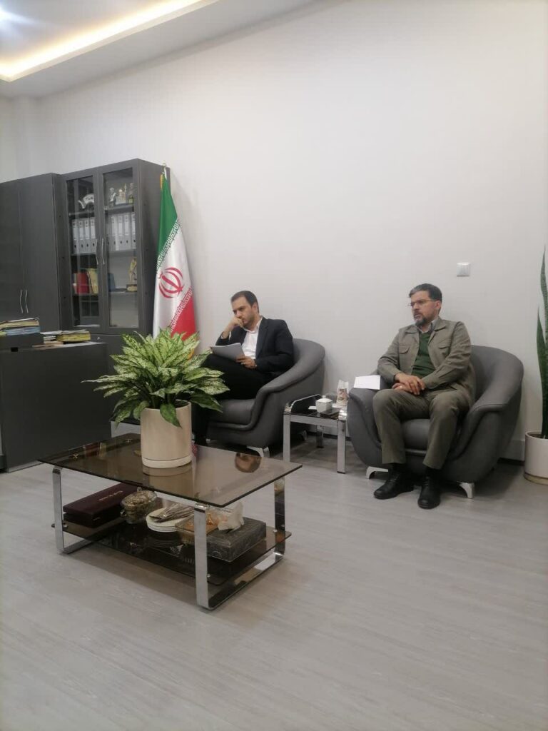مدیر ستاد اقامه نماز استان با معاونت توسعه مدیریت و منابع استانداری دیدار و گفتگو کرد