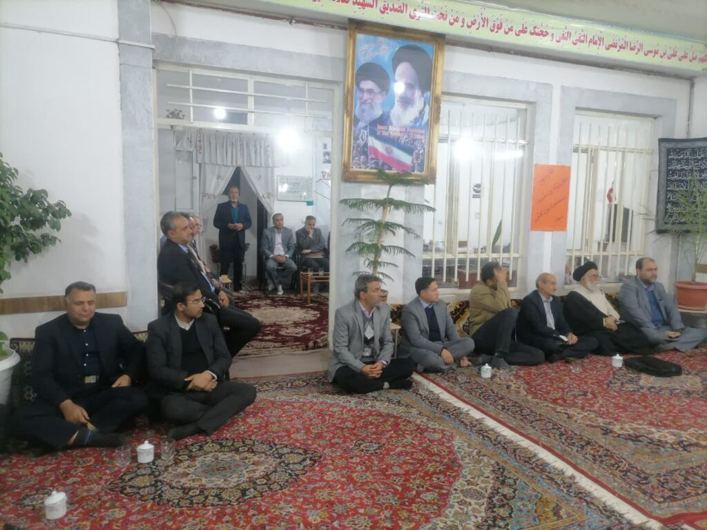 مدیر ستاد اقامه نماز استان در جلسه اخلاق مدیران شهرستان نیشابور شرکت کرد