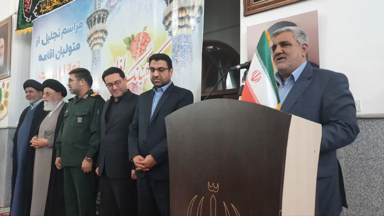 اجلاس نماز بازاریان و اصناف استان یزد