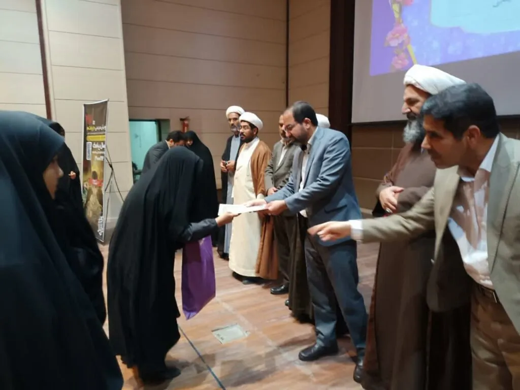 اجلاس نماز دانش آموزی درشهرستان فردوس برگزار شد