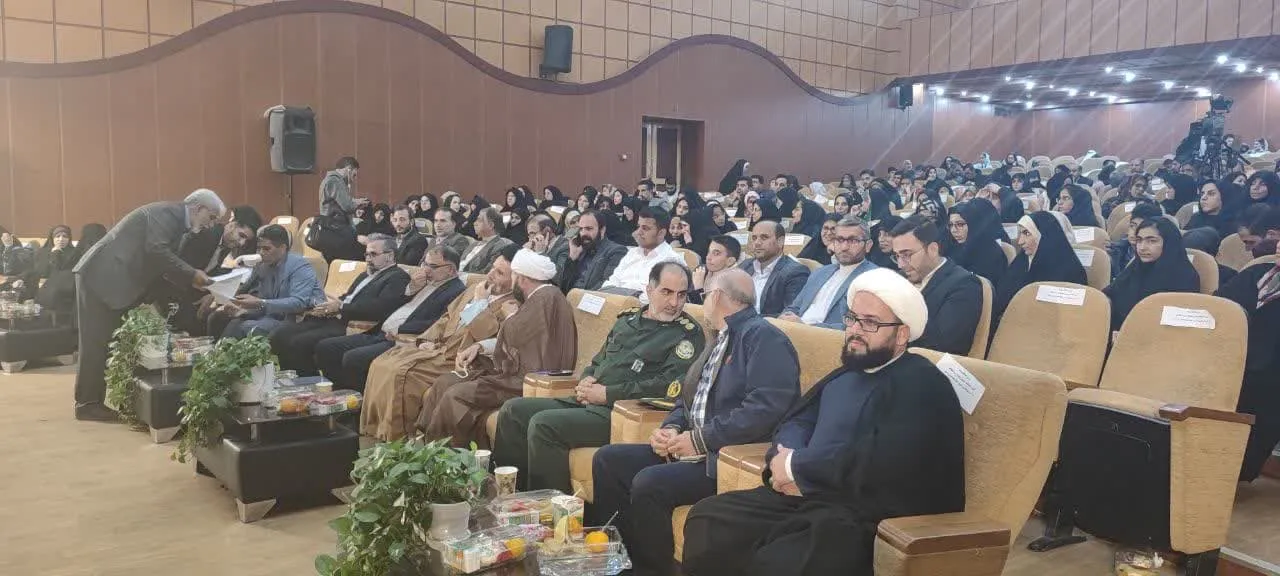 برگزاری آیین اختتامیه سومین جشنواره و مسابقات قرآنی، فرهنگی، و ادبی نماز