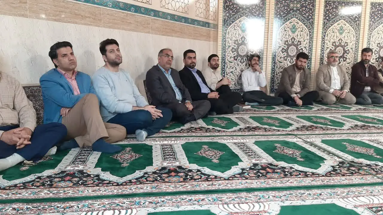 دوره آموزشی شیوه های دعوت به نماز فرزندان در تعزیرات حکومتی قم برگزار شد